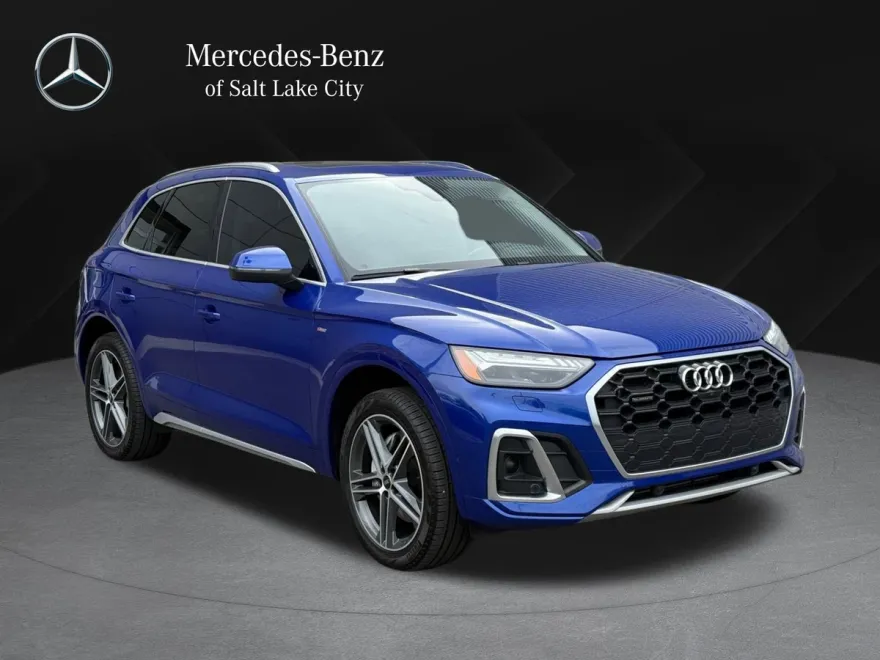2022 Audi Q5 S line Premium Prestige photo 1