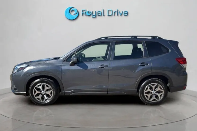 2022 Subaru Forester Premium photo 1