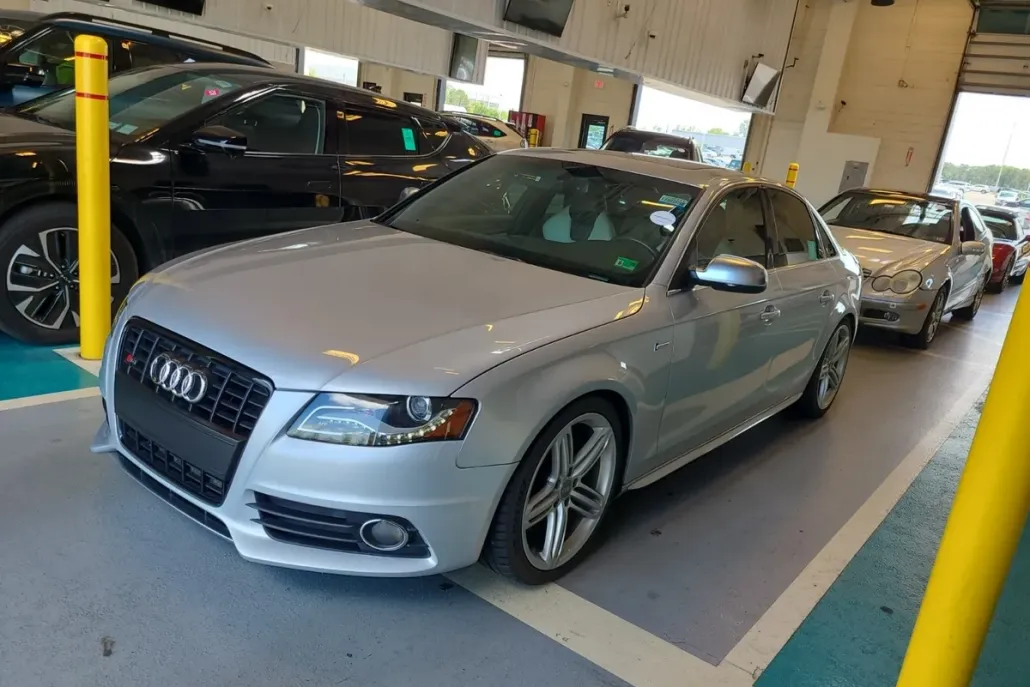 2010 Audi S4 Prestige Base photo 1