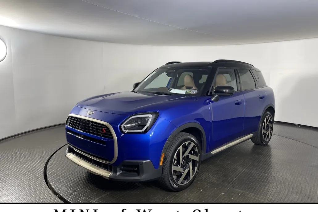 2025 Mini Cooper S ALL4 photo 1
