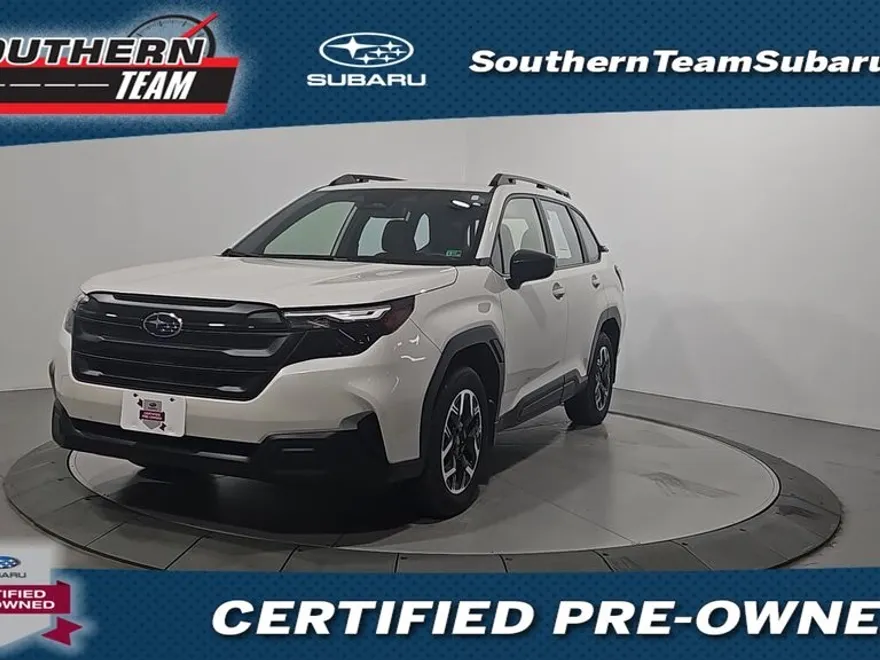 2025 Subaru Forester Base photo 1