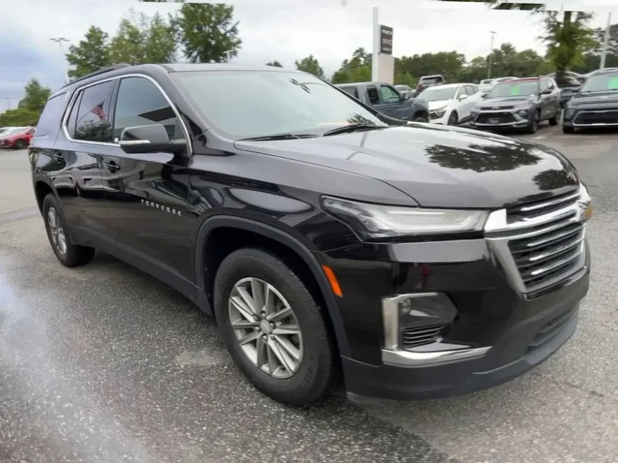 2022 Chevrolet Traverse Cloth photo 1