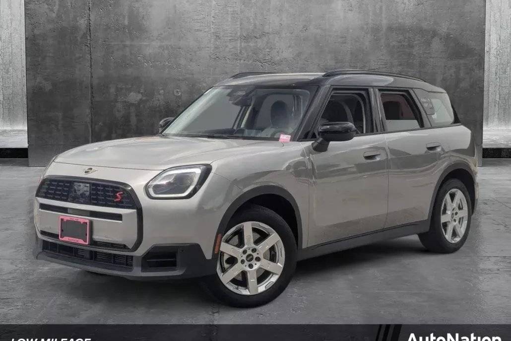 2025 Mini Countryman ALL4 S photo 1