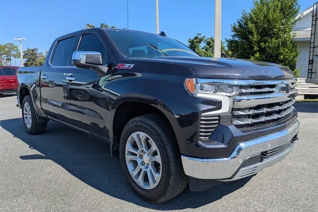 2022 Chevrolet Silverado 1500 LTZ photo 1