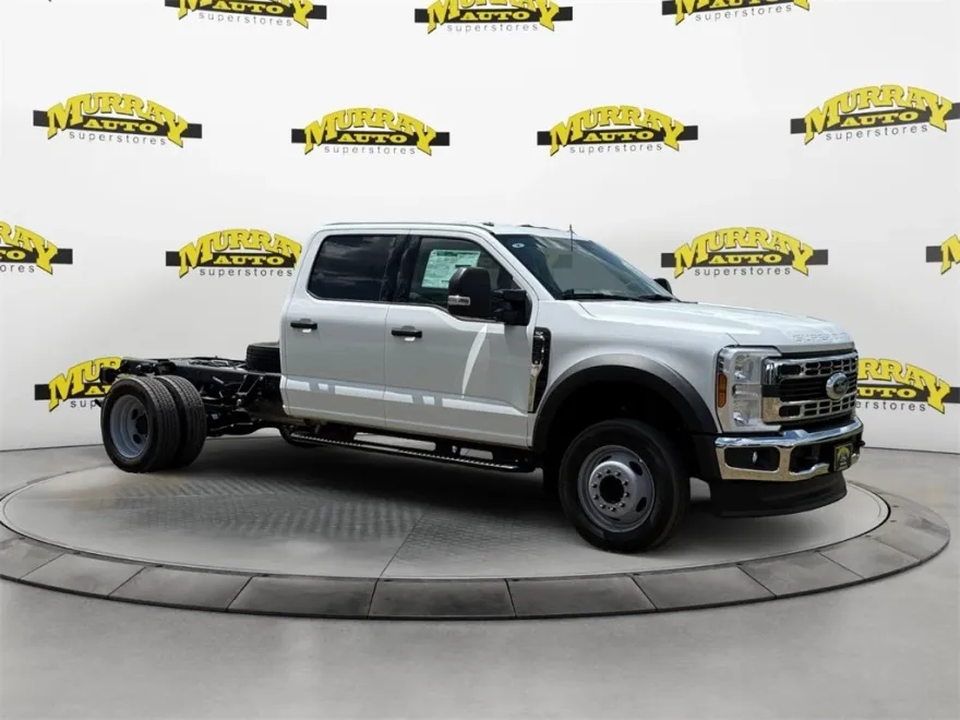 2025 Ford F-450 photo 1