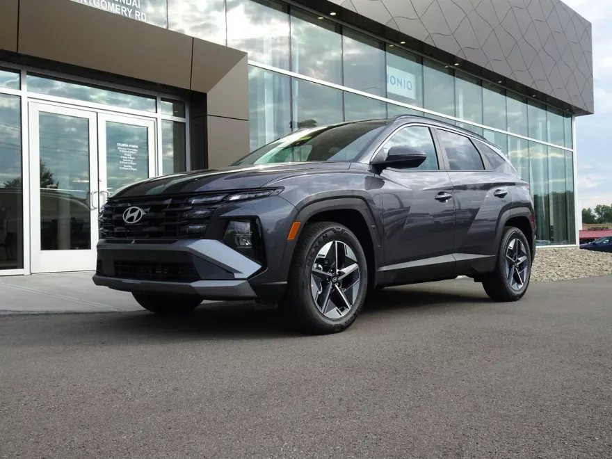 2025 Hyundai Tucson Hybrid SEL Convenience photo 1
