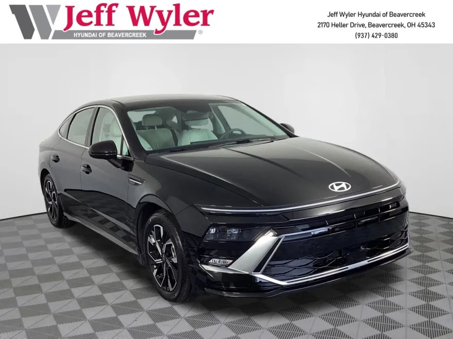 2024 Hyundai Sonata SEL photo 1