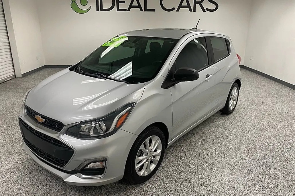 2019 Chevrolet Spark 1LT LT photo 1