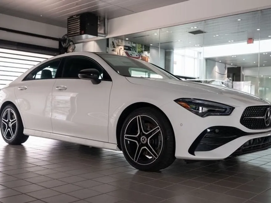 2025 Mercedes Benz CLA 250 4MATIC photo 1