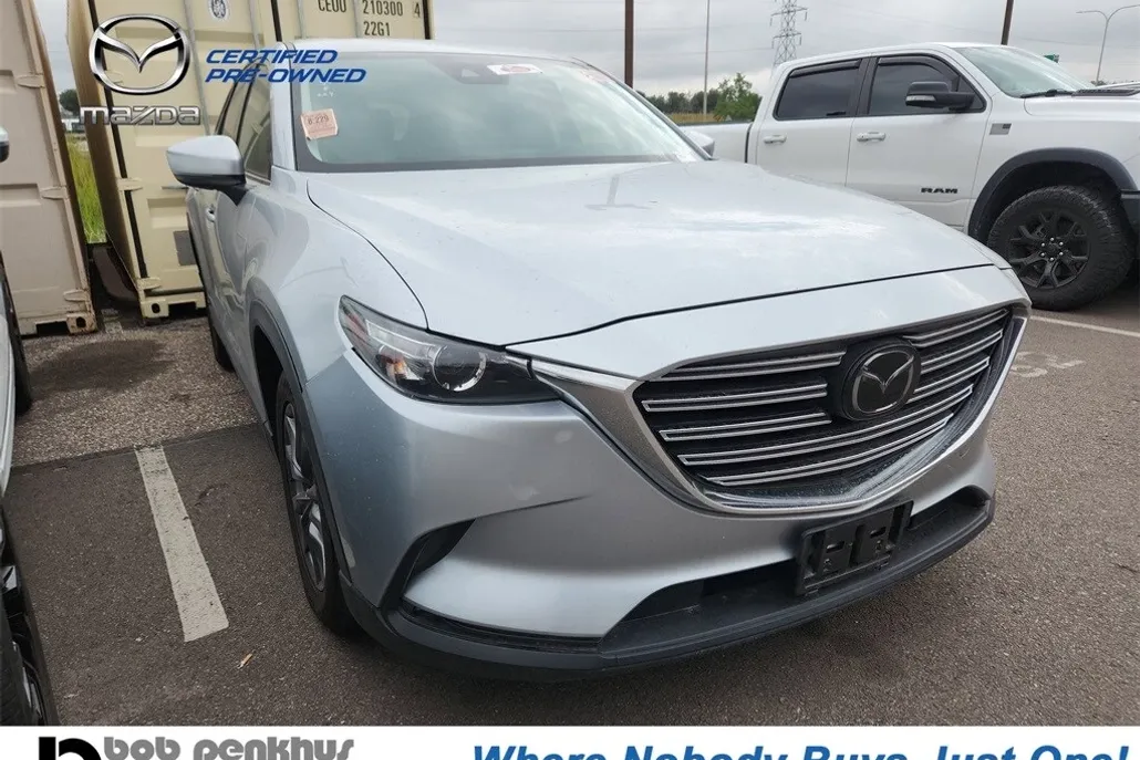 2023 Mazda CX-9 Touring photo 1