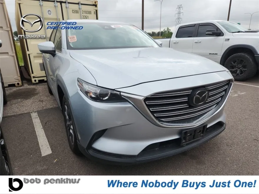 2023 Mazda CX-9 Touring photo 1