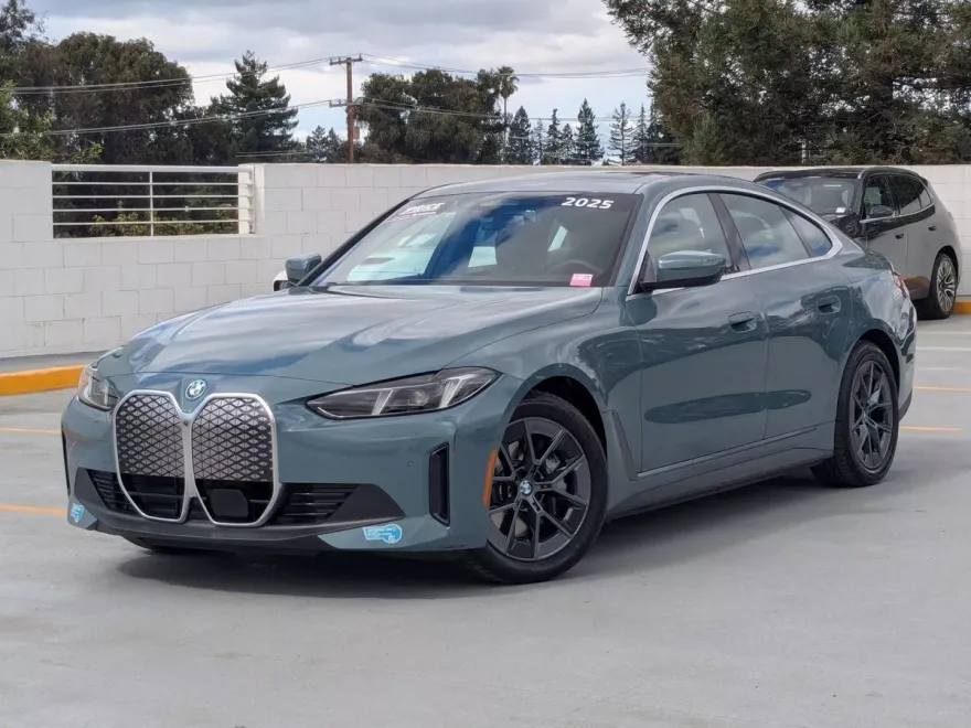 2025 Bmw i4 eDrive40 photo 1