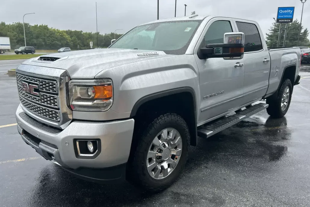 2018 Gmc Sierra 2500 HD Denali photo 1