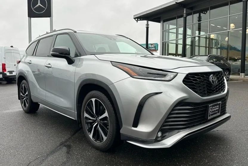 2022 Toyota Highlander XSE photo 1