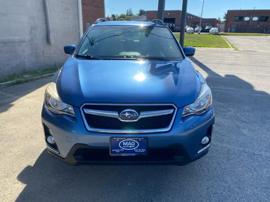 2017 Subaru Crosstrek 2.0i Premium photo 1