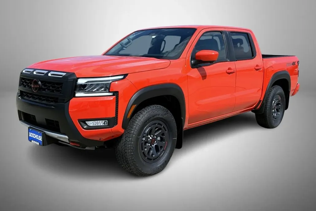 2025 Nissan Frontier PRO-4X photo 1