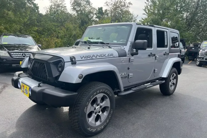 2018 Jeep Wrangler Unlimited Sahara photo 1