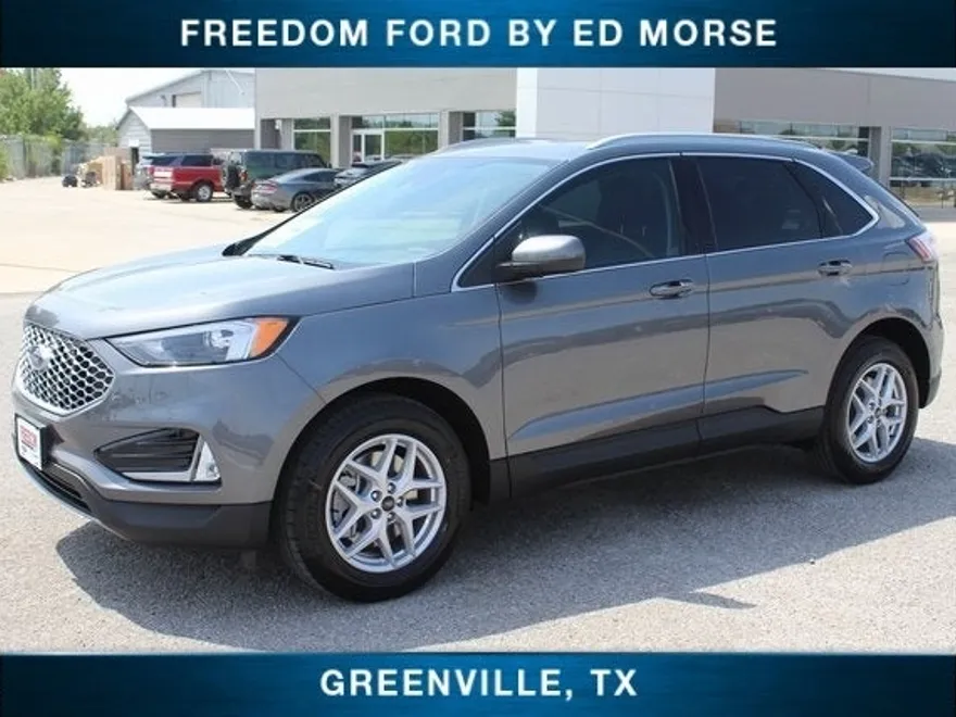2024 Ford Edge SEL photo 1