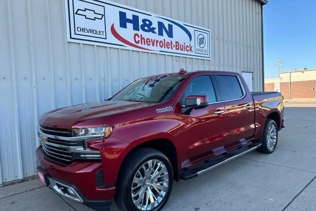 2022 Chevrolet Silverado 1500 High Country photo 1