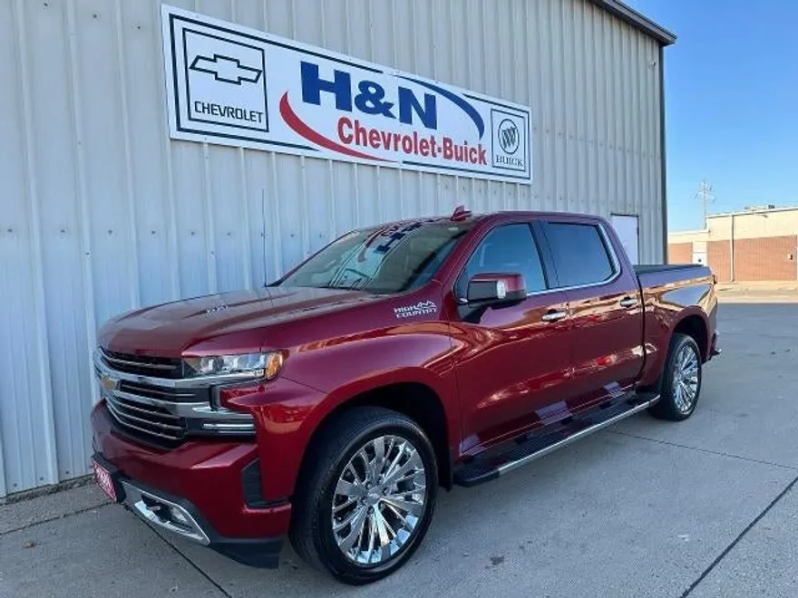 2022 Chevrolet Silverado 1500 High Country photo 1