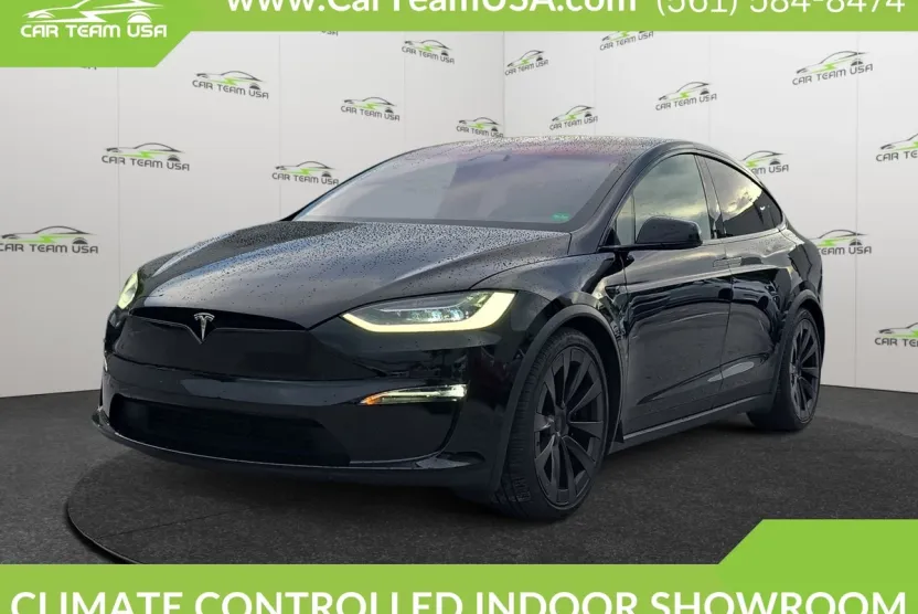 2022 Tesla Model X photo 1