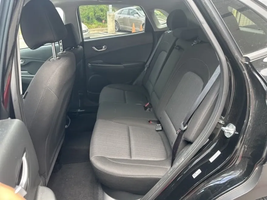 2023 Hyundai Kona SEL photo 1