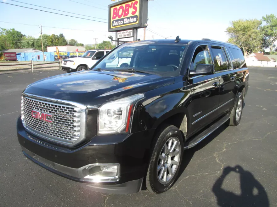 2015 Gmc Yukon Denali XL photo 1