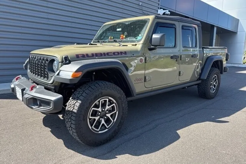 2025 Jeep Gladiator Rubicon photo 1