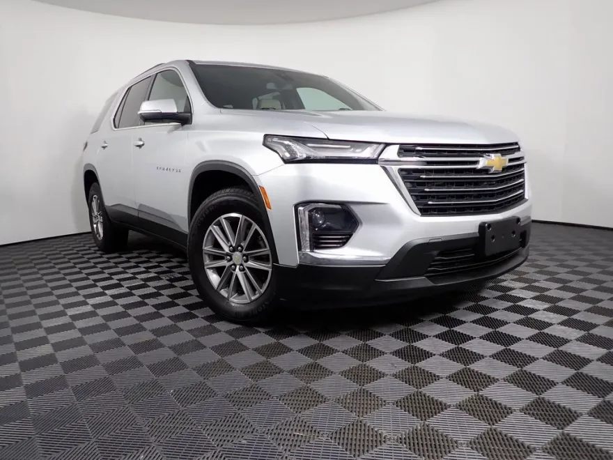 2022 Chevrolet Traverse Cloth photo 1
