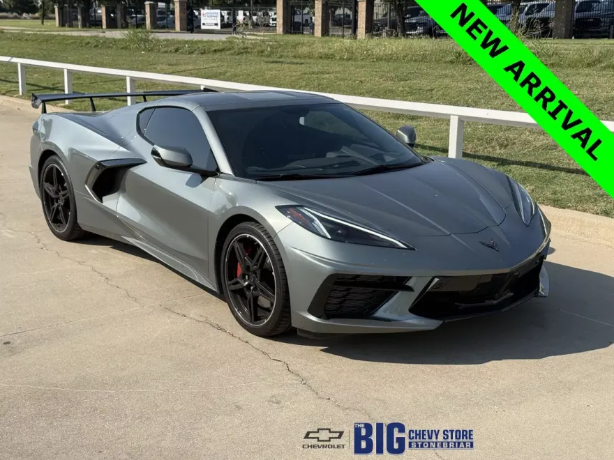2023 Chevrolet Corvette Stingray 2LT photo 1