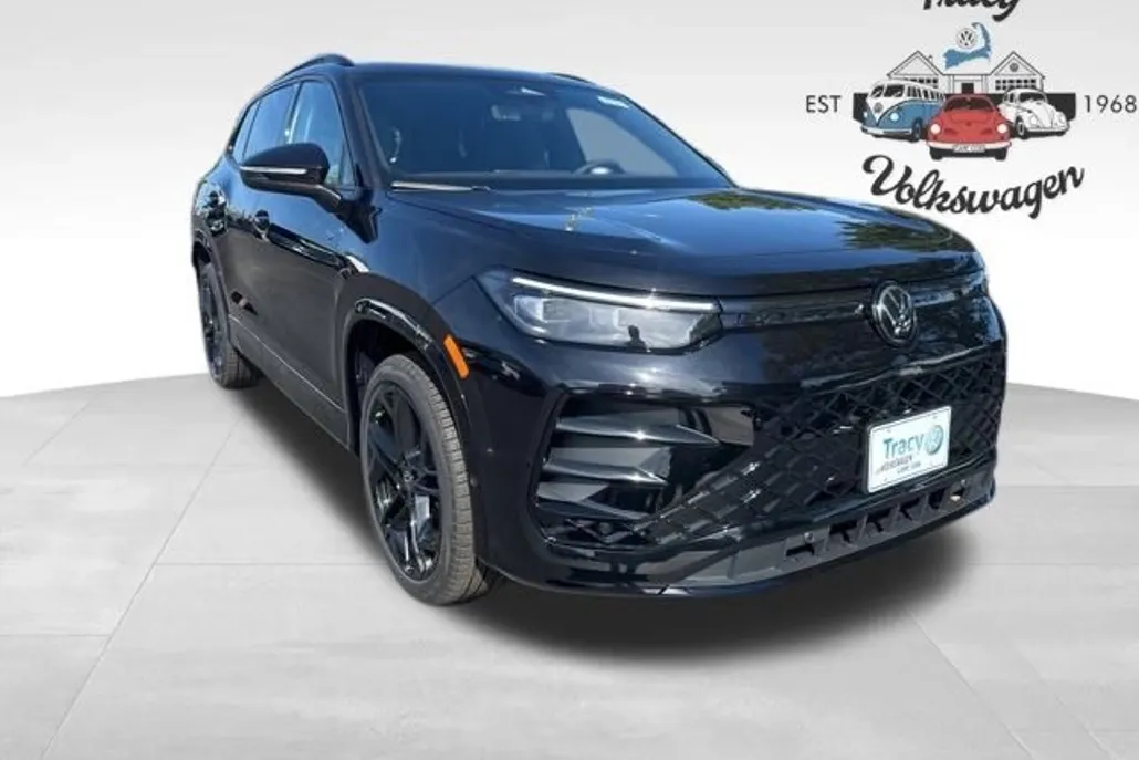 2025 Volkswagen Tiguan SE R-Line Black photo 1