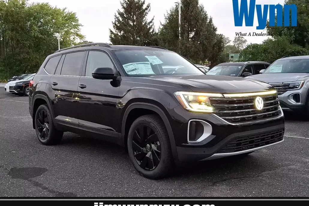 2026 Volkswagen Atlas SE Technology photo 1