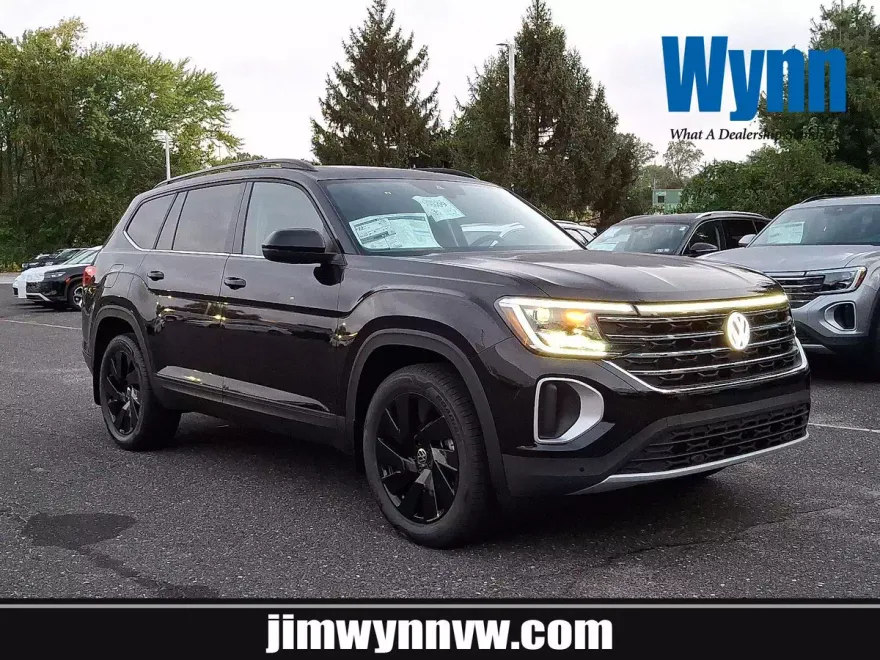 2026 Volkswagen Atlas SE Technology photo 1