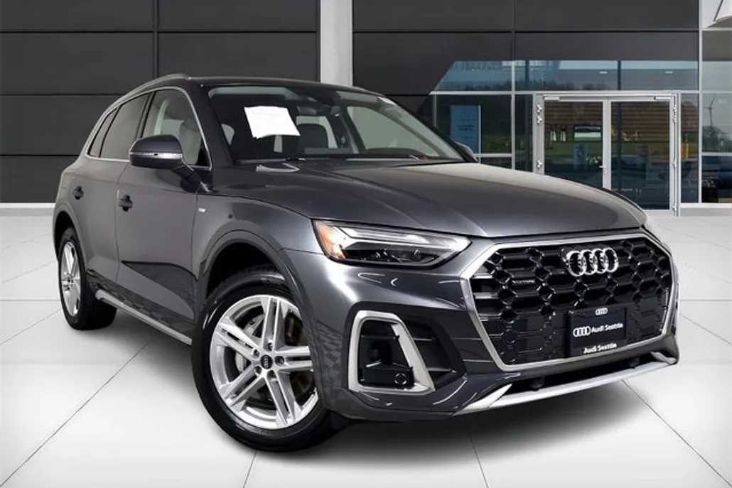 2024 Audi Q5 S line Premium photo 1