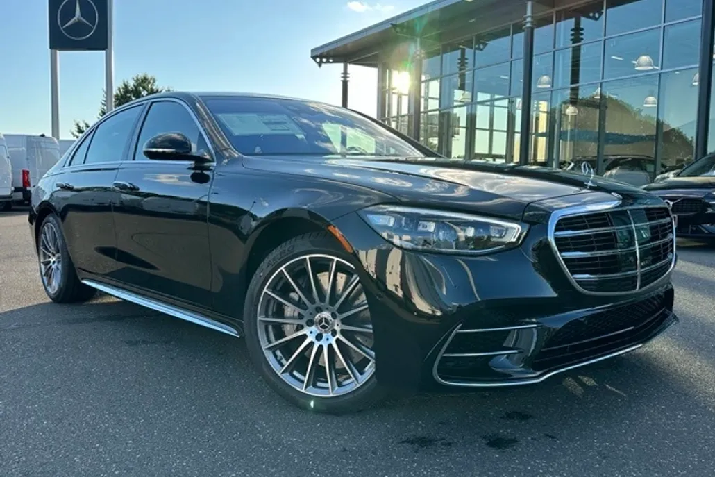 2026 Mercedes Benz S 580 4MATIC photo 1