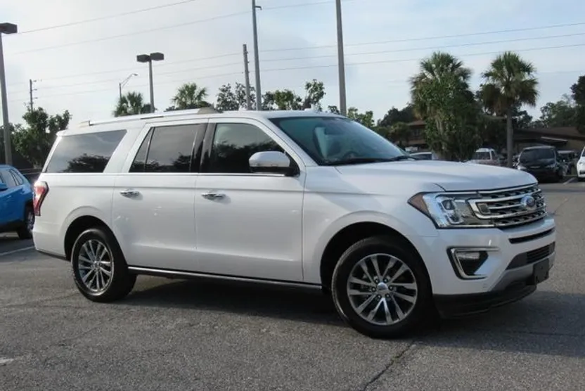 2018 Ford Expedition MAX Limited photo 1