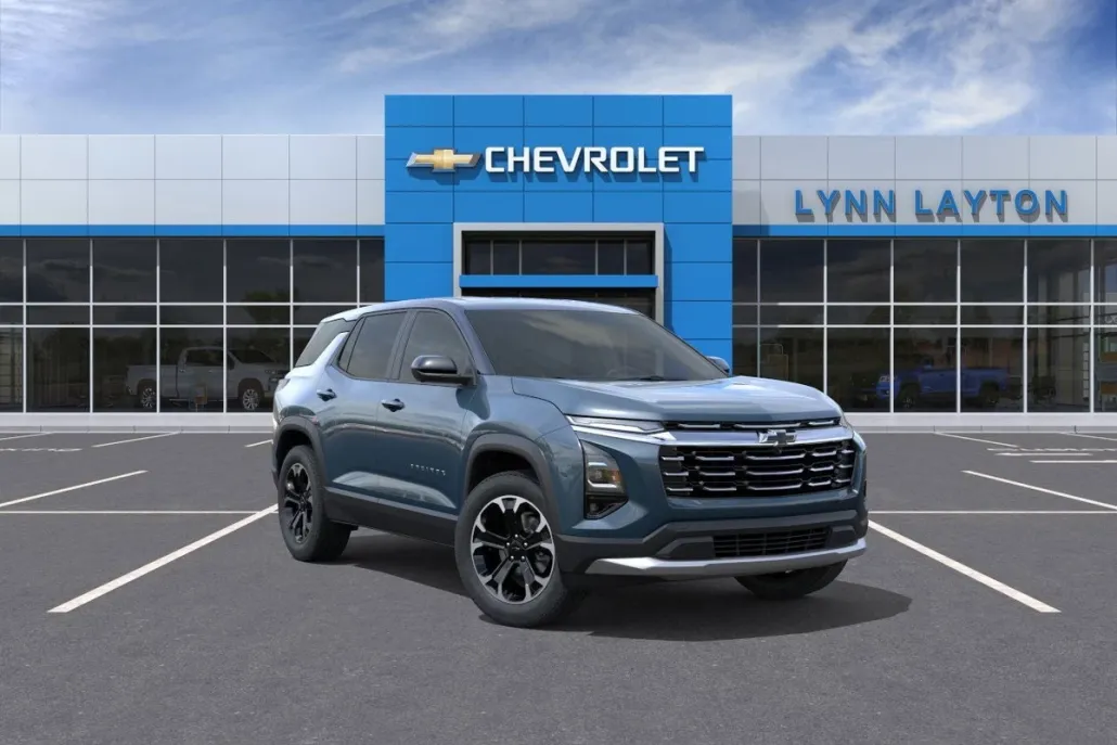 2026 Chevrolet Equinox LT photo 1
