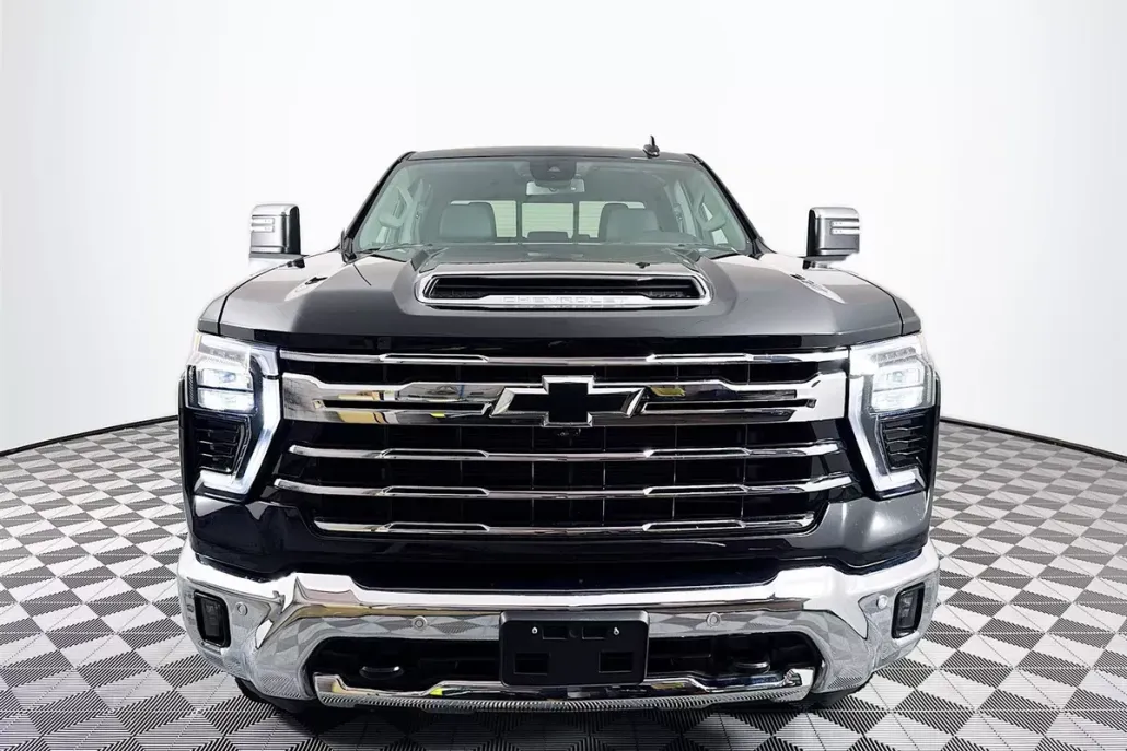 2024 Chevrolet Silverado 2500HD LTZ photo 1