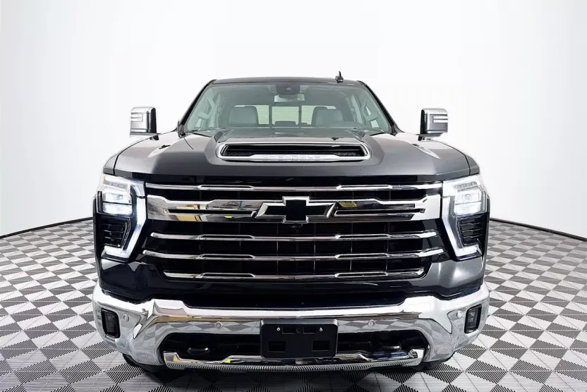 2024 Chevrolet Silverado 2500HD LTZ photo 1