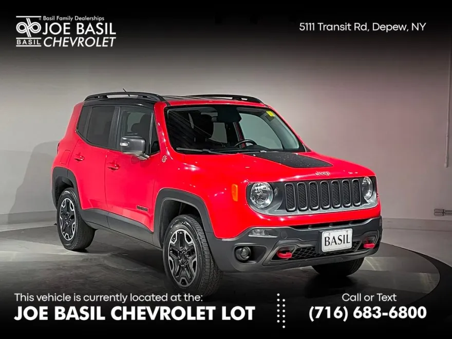 2017 Jeep Renegade Trailhawk photo 1
