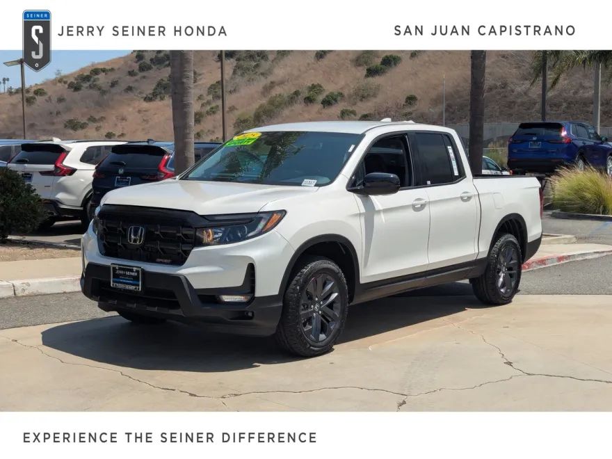 2025 Honda Ridgeline Sport photo 1