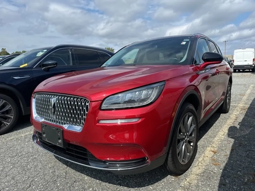 2022 Lincoln Corsair Standard photo 1
