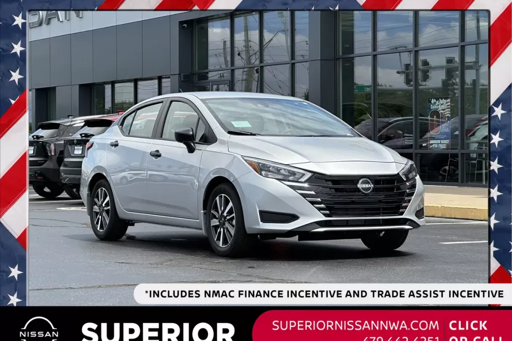 2025 Nissan Versa S photo 1