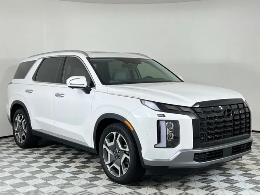 2025 Hyundai Palisade SEL photo 1