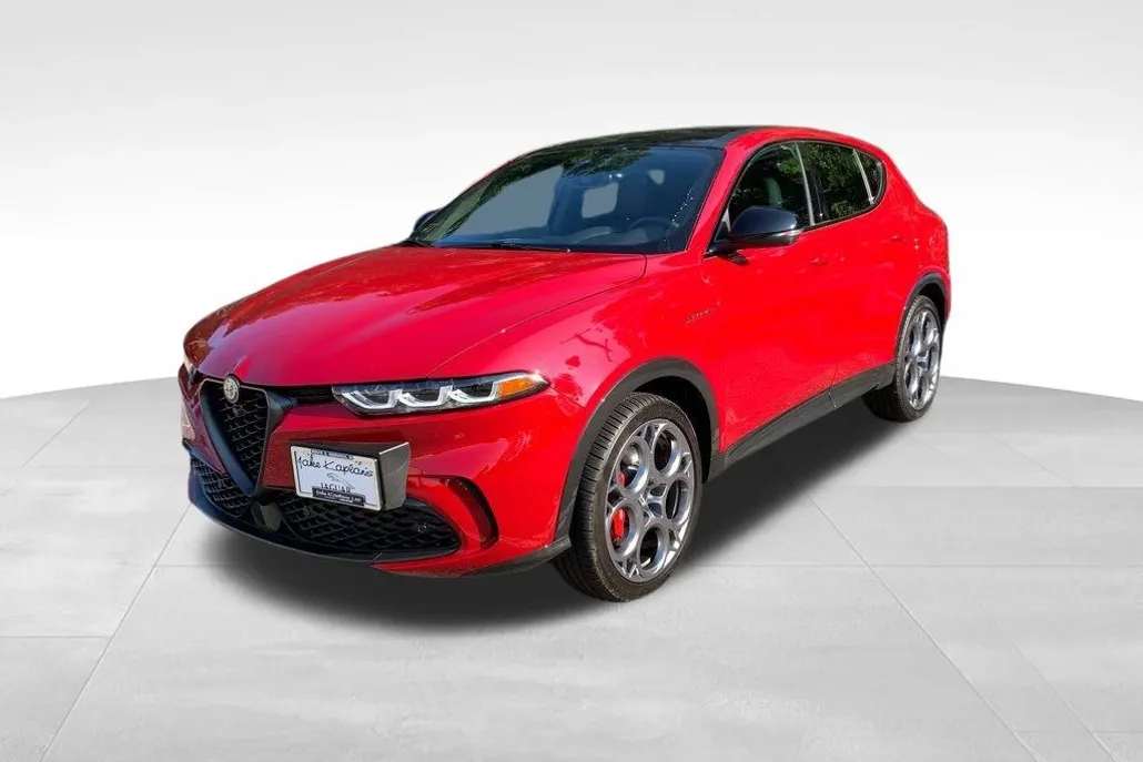 2024 Alfa Romeo Tonale Veloce photo 1