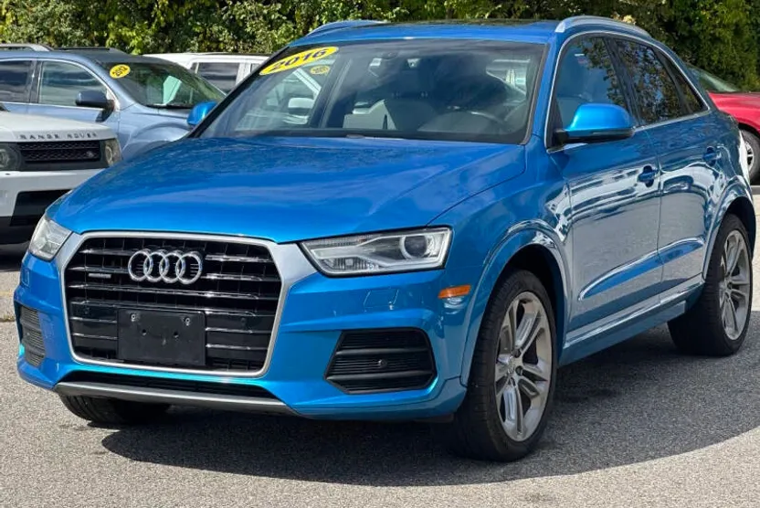 2016 Audi Q3 Premium Plus photo 1