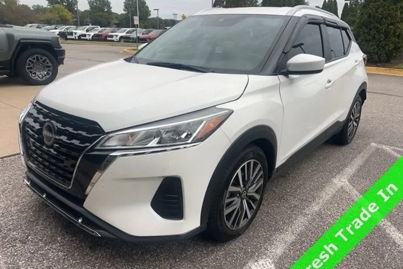 2023 Nissan Kicks SV photo 1
