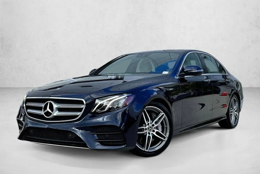 2018 Mercedes Benz E 300 Sedan photo 1