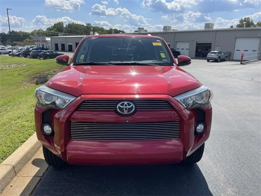 2015 Toyota 4Runner SR5 Premium photo 1