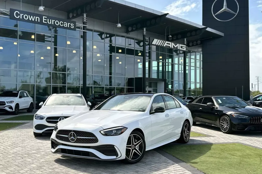 2025 Mercedes Benz C 300 Sedan photo 1